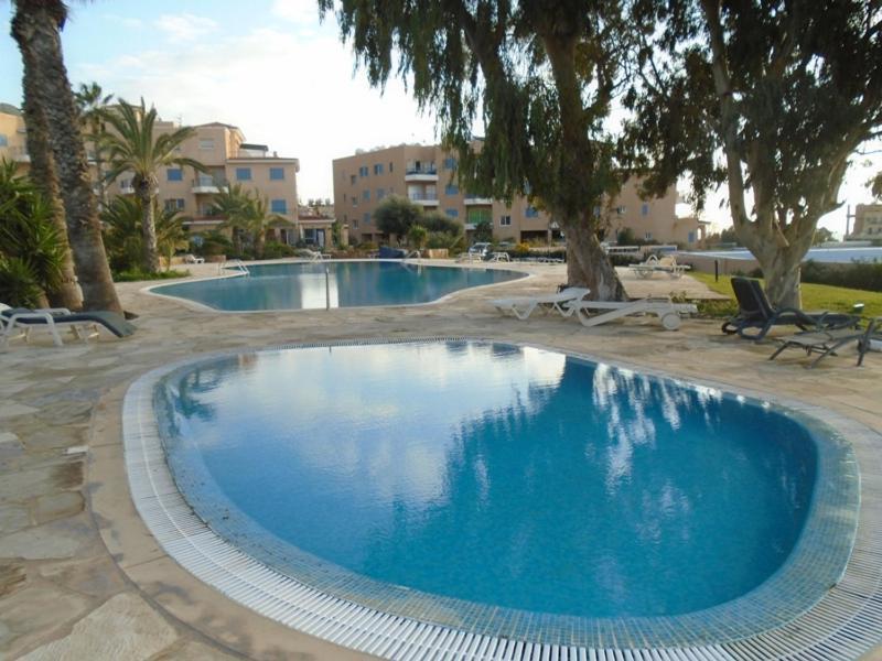 Appartement King'S Palace - Spacious 2 Bed, 2 Bath With Sea And Pool Views à Paphos Extérieur photo